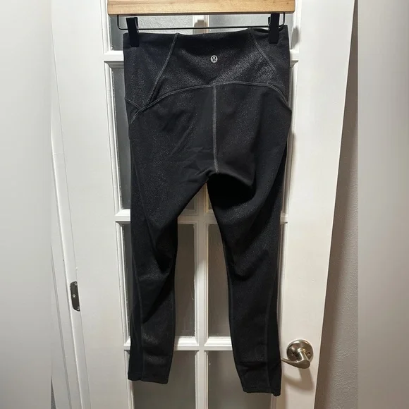 Lululemon Train Times 7/8 Pan: Luminosity Foil Print Black Silver / Black - Picture 9 of 11